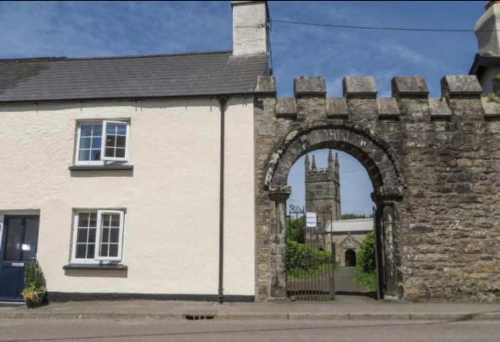 Church Gate Cottage - Bridestowe Exteriér fotografie